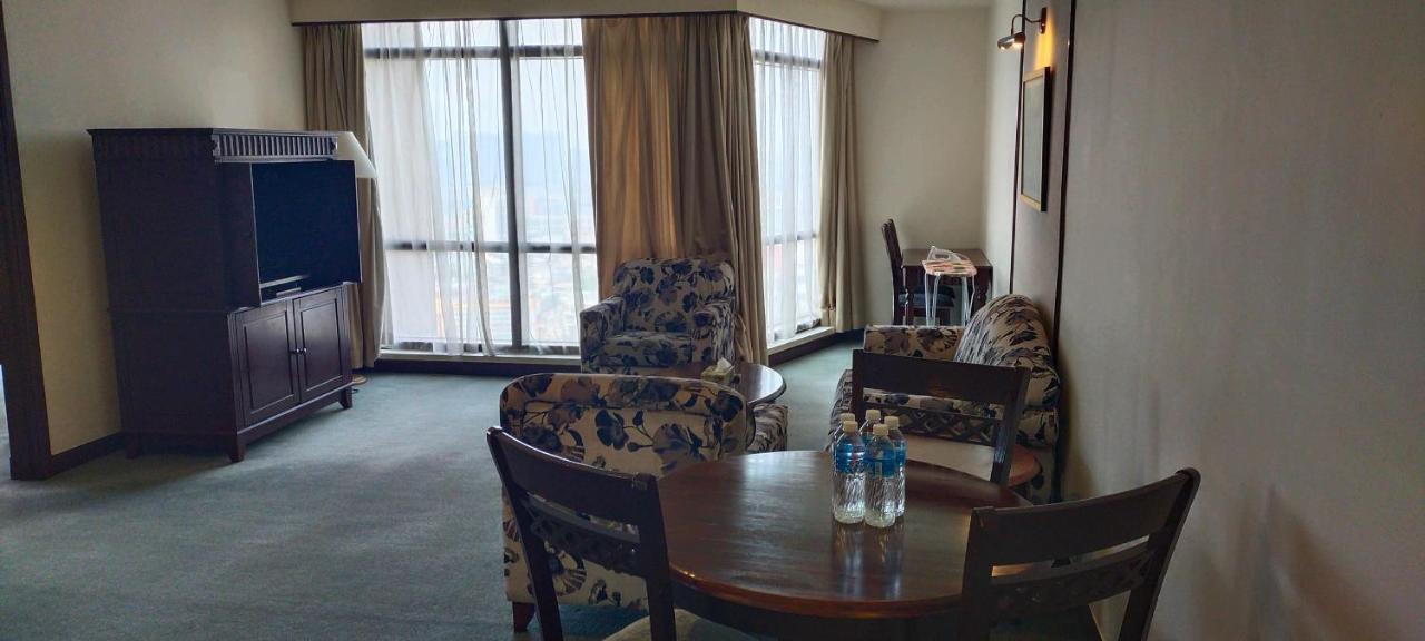 Bbs Suites At Times Square Kl Kuala Lumpur Extérieur photo
